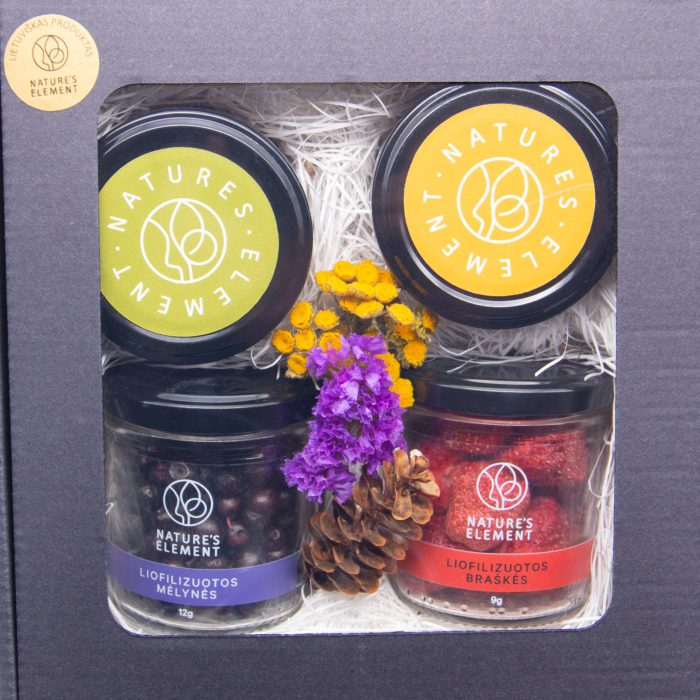 Liofilizuotų uogų ir džemų rinkinys Liofilizuotų uogų ir džemų rinkinys