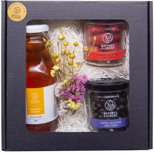 Liofilizuotų uogų ir sirupo arbatai rinkinys,